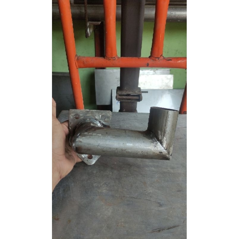 Manipol Steanlis kenalpot diesel 24pk S1115F