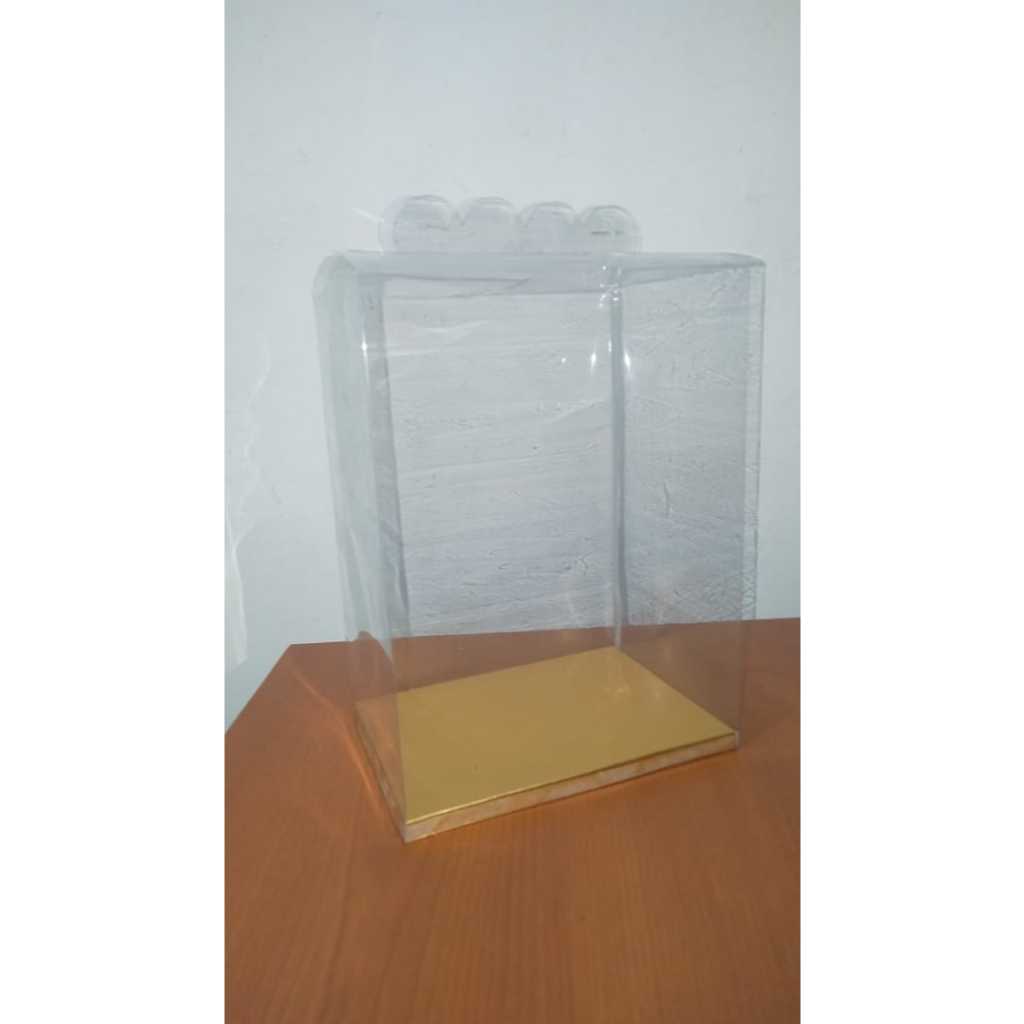 

Kotak Mika Souvenir Ukuran 13x13x16 cm
