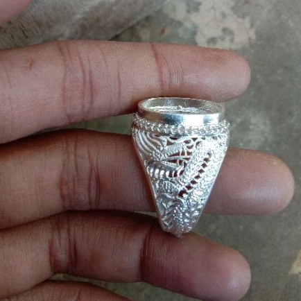 Ring perak ukir naga
