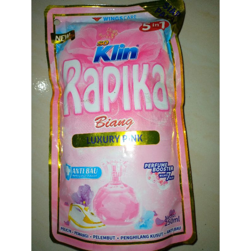 RAPIKA PELICIN PAKAIAN