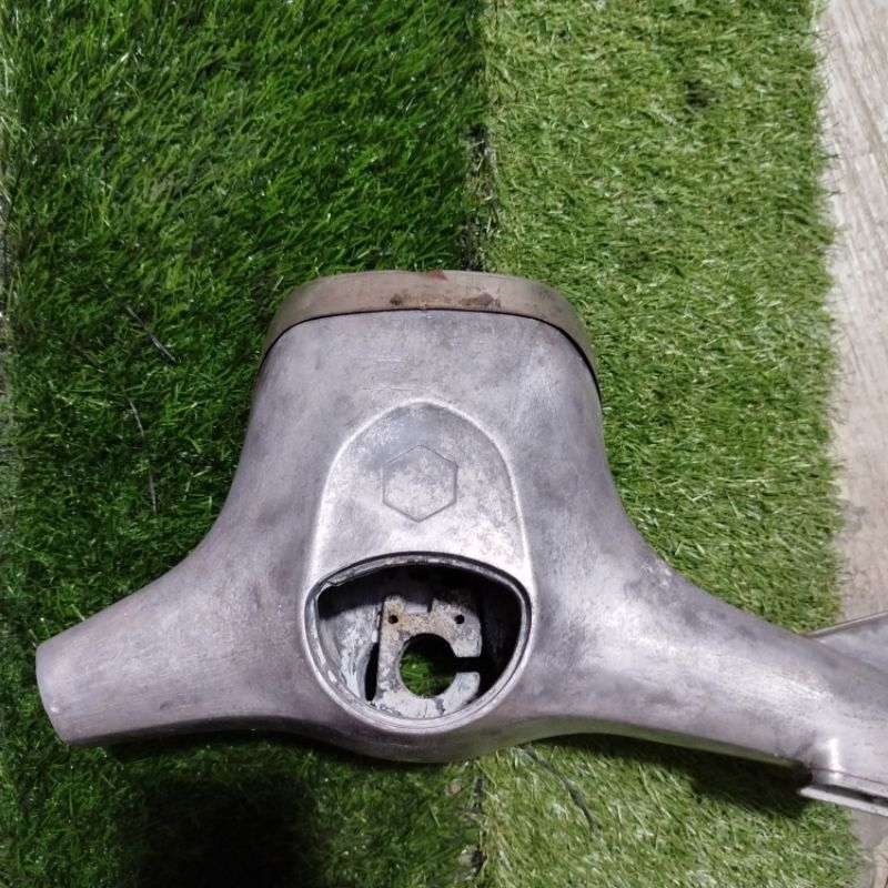 Stang Batok Kepala Set Lampu Depan Vespa Sprint Super Original copotan