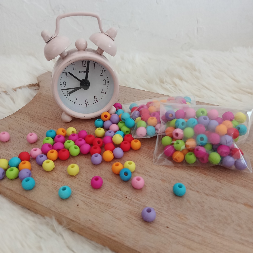 manik manik bulat kecil warna warni uk. 5 mm 30 gram