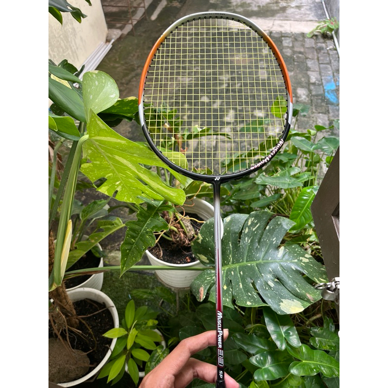raket badminton Yonex muscle power 33 sp