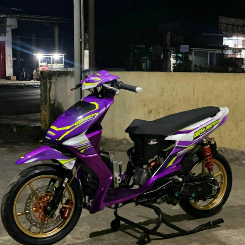 Decal Striping Stiker Full Bodiy Beat Karbu Old  Road Race Racing Custom Riquest Nama Nomor Sponsor 