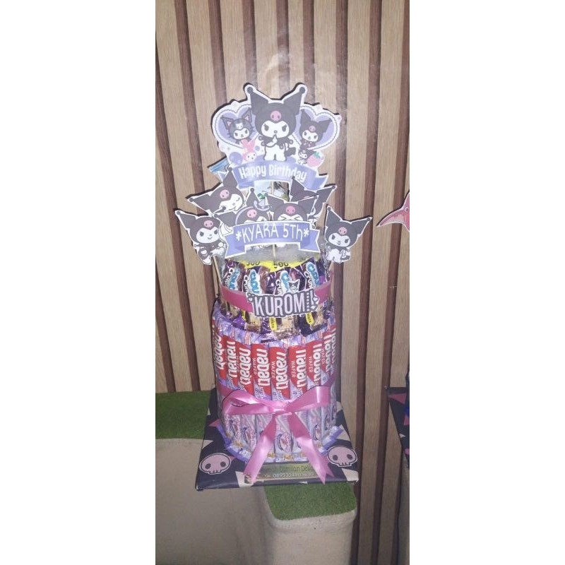 

Snack tower KUROMI