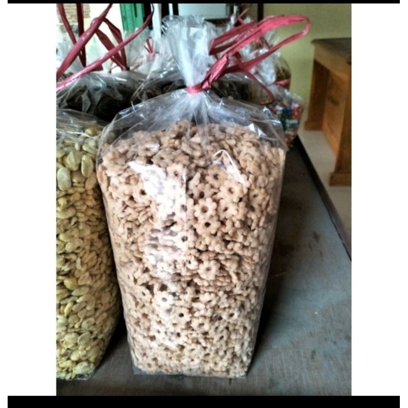 

KERUPUK CINCIN ISI 500 GRAM LOKAL CIREBON