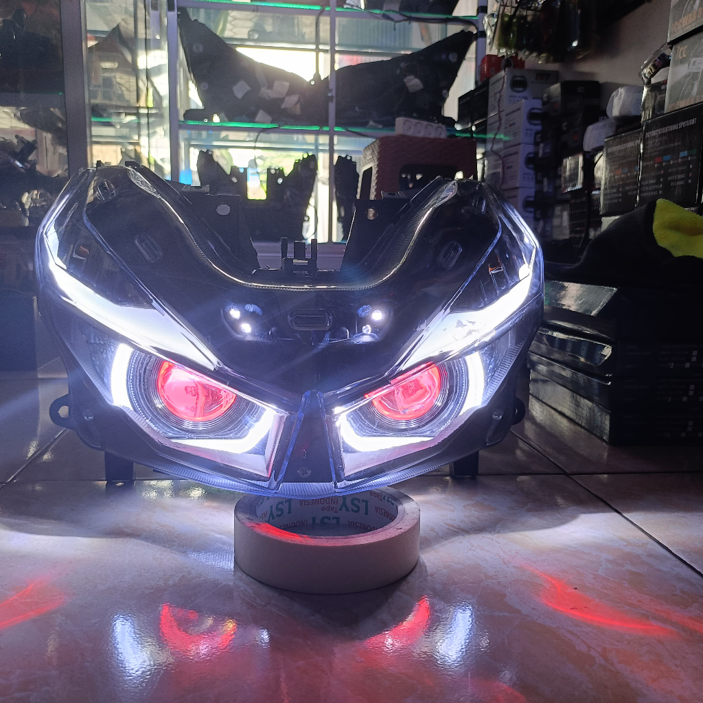 Lampu depan Vario led old 125 / 150 2015 - 2017 projie biled fullset headlemp