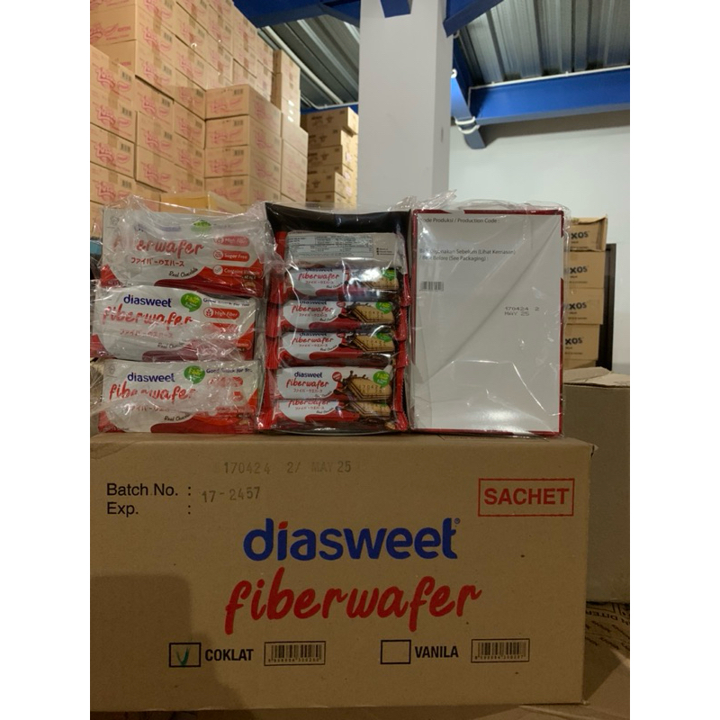 

Diasweet Fiber Wafer Coklat kemasan 1 box isi 15 bungkus.