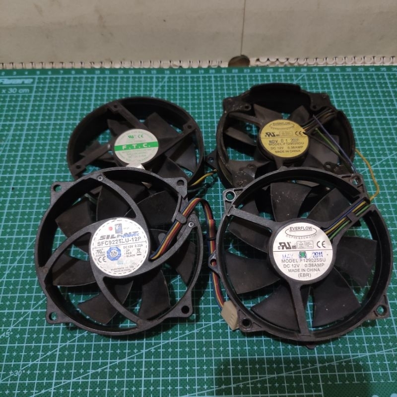 FAN DC BULAT RANDOM 12V DC UKURAN 9.5CM
