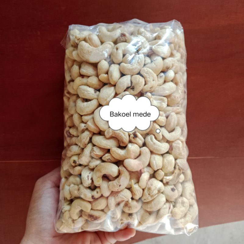 

kacang Mede utuh mentah 1kg