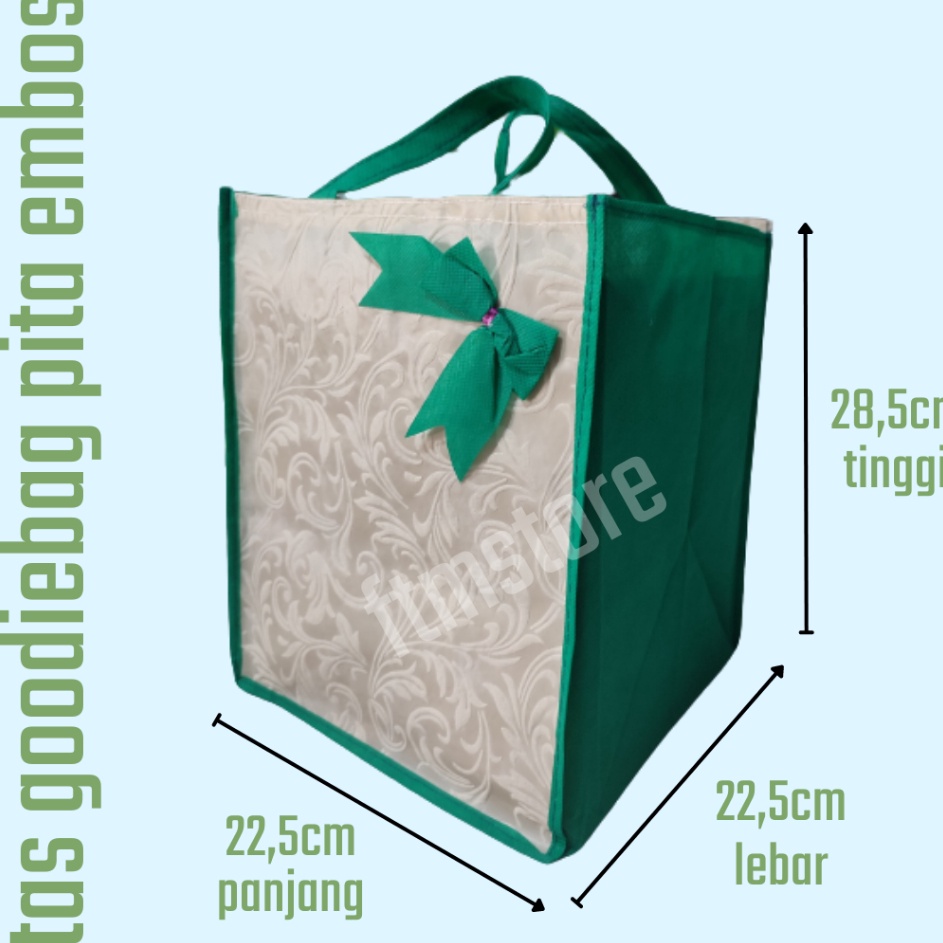 

Tas hajatan goodiebag motif pita embos premium uk 22x22 tas hajatan tas box nasi tas weding lusinan isi 12pcs