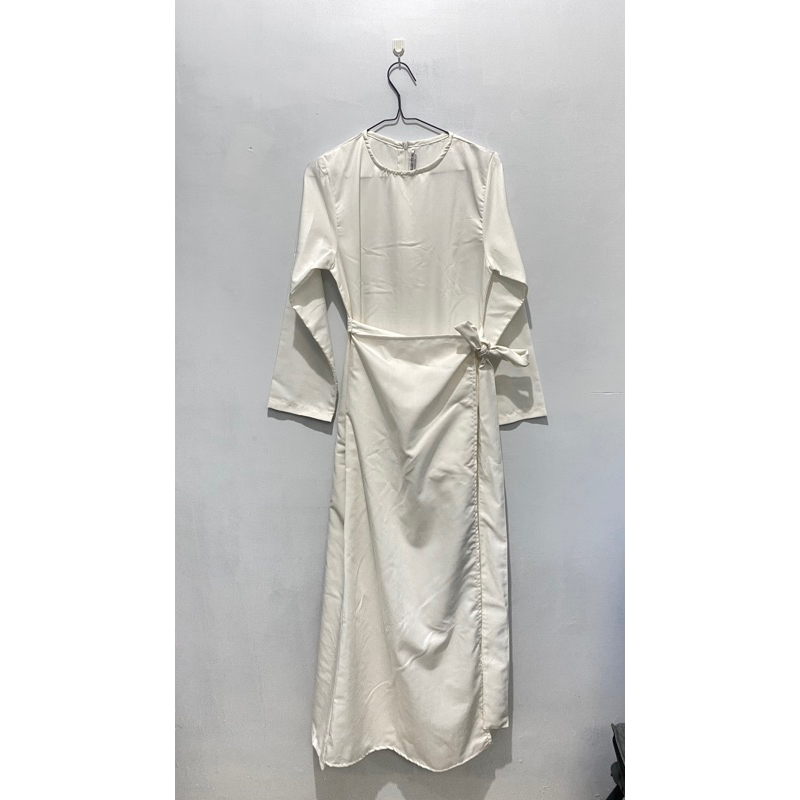 Preloved ZISALLECTION - Reina Dress White S