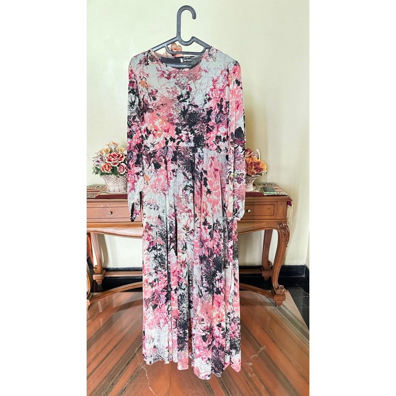 (Preloved) GAMIS/DRESS CORAK ABSTRAK