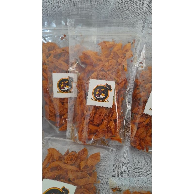 

kripik kulit lumpiah