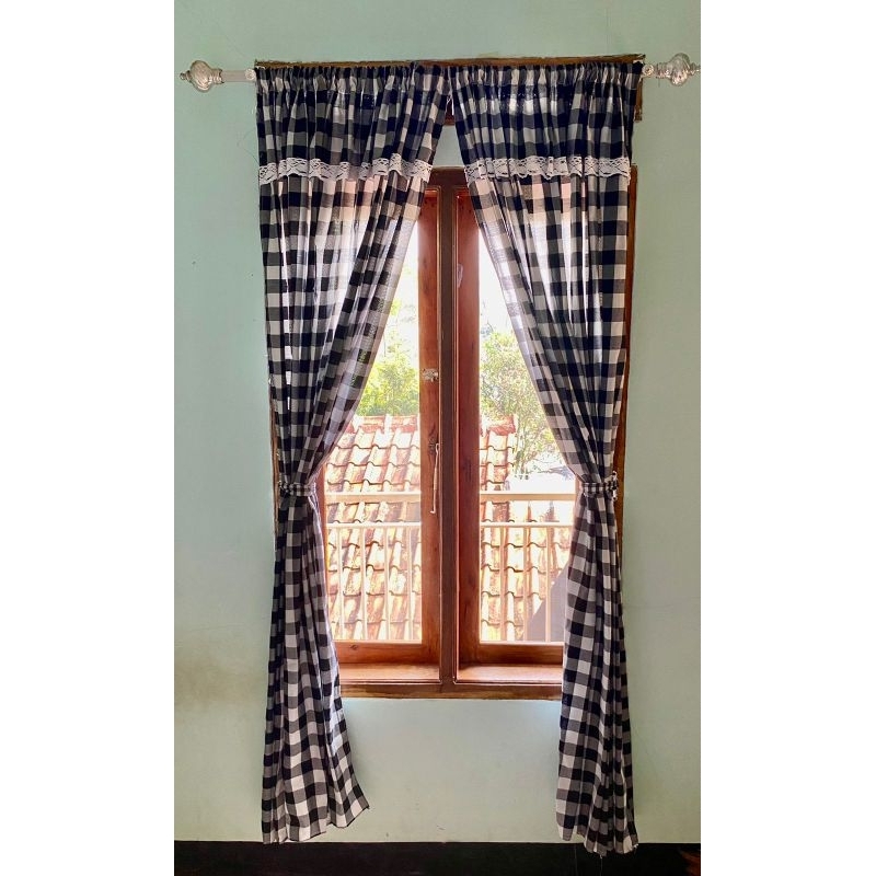 tirai/gordeng jendela/pintu motif kotak besar variasi renda