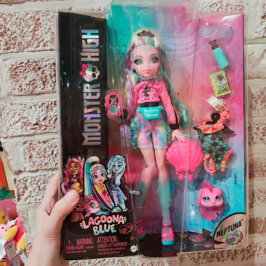 Mattel Monster High - LAGOONA BLUE and NEPTUNA