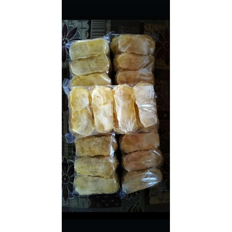 

Keripik Tette Isi 100 keping