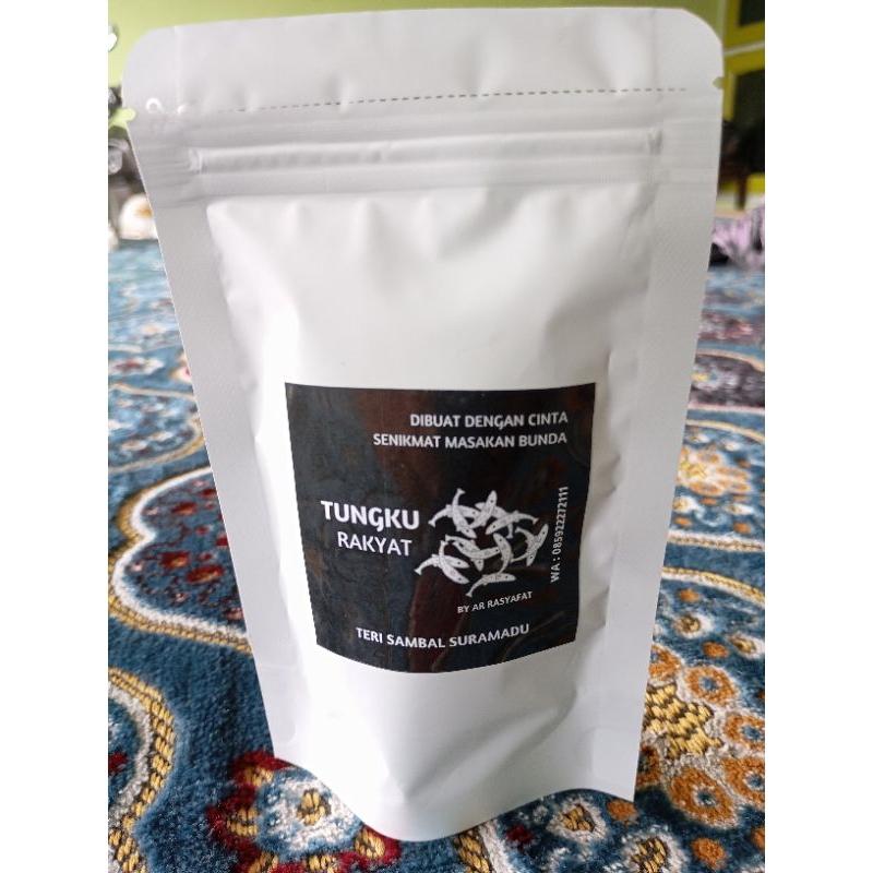 

Tungku rakyat dibuat dengan cinta senikmat masakan bunda(teri sambal sambal suramadu dengan olahan dan citra rasa membuat makan menjadi terasa nikmat dengan olahan bumbu dan rempah yang membuat semua makan menjadi nikmat Olahan ini tanpa bahan pengawet ya