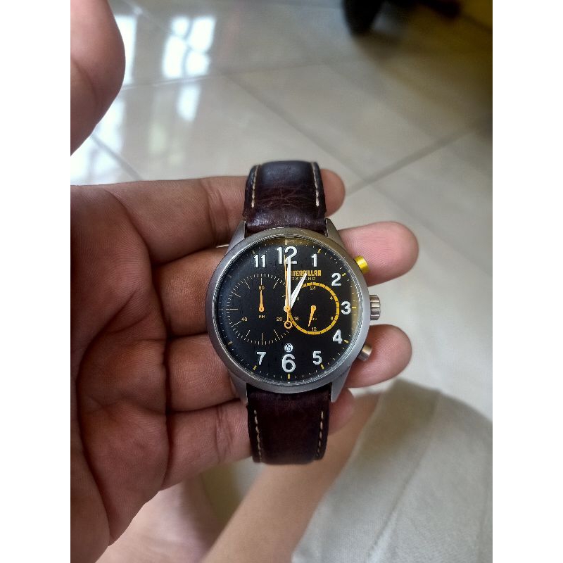 jam tangan bekas Caterpillar