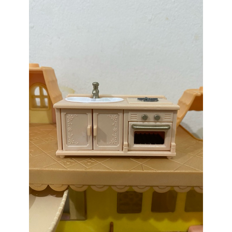 Sylvanian preloved kitchen