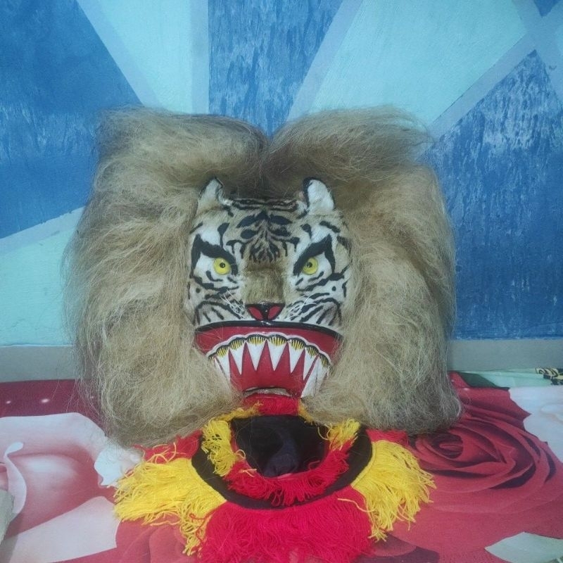 Barongan kepala reog ponorogo