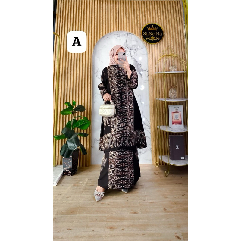 ONE SET BAWIKA,SET BATIK PESTA,SET BATIK PREMIUM,SET BATIK PESTA KEKINIAN