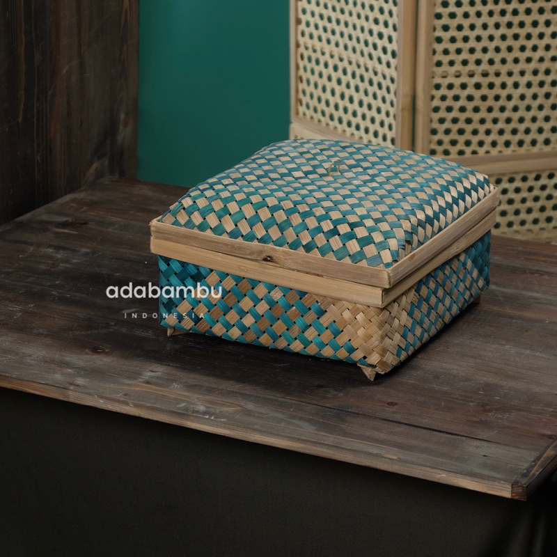 

kotak bambu/besek bambu/kotak hampers/kotak hadiah/hampersbambu