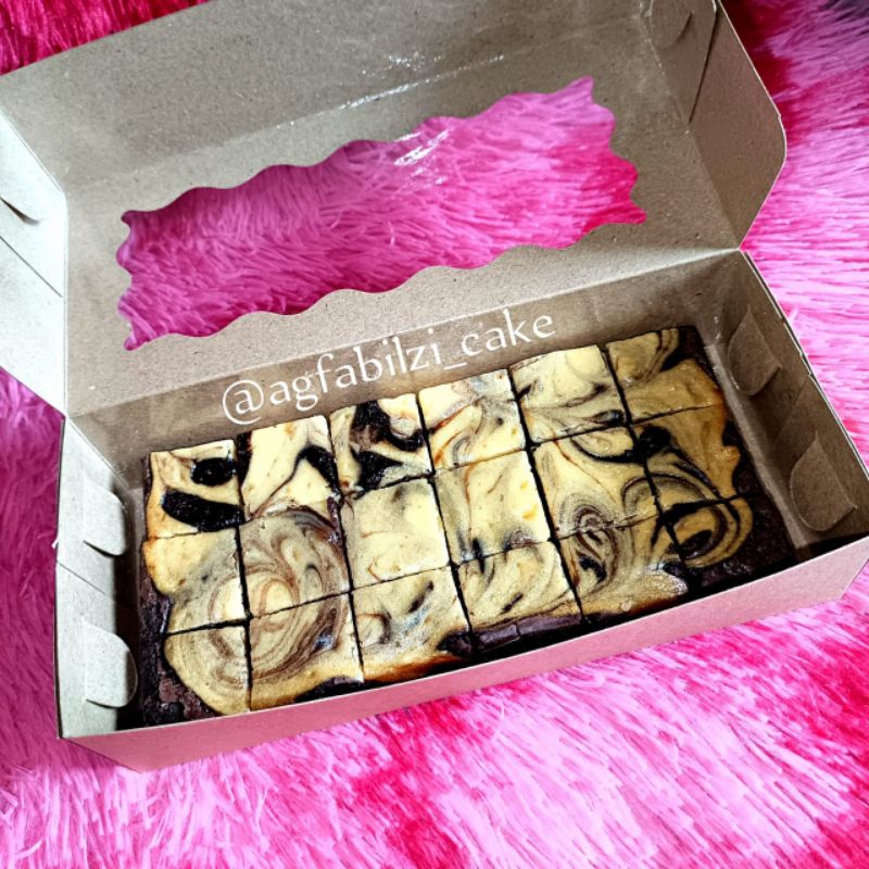 

Brownies Fudgy Cheese Marble / Brownies Cheesecake 20x10cm