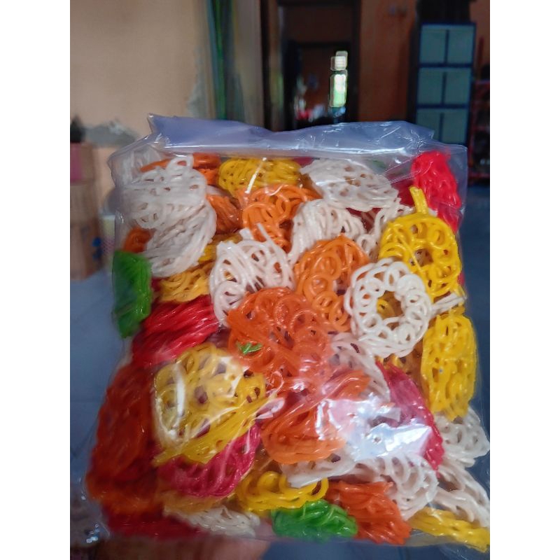 

krupuk mawar warna-warni mentah 500gr gurih dan enak bisa buat bahan krupuk seblak