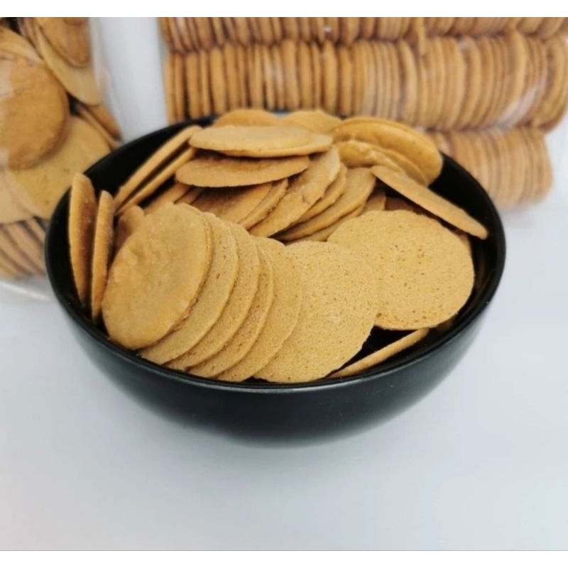 

KUE KELAPA 150 GR