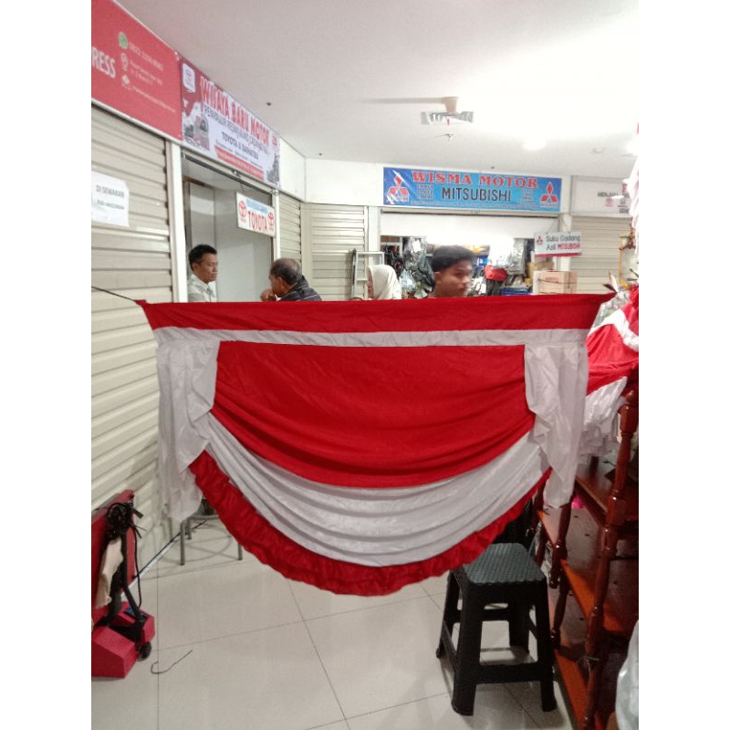 

vitrase merah putih bahan melamin ukuran 5m 5gelombang