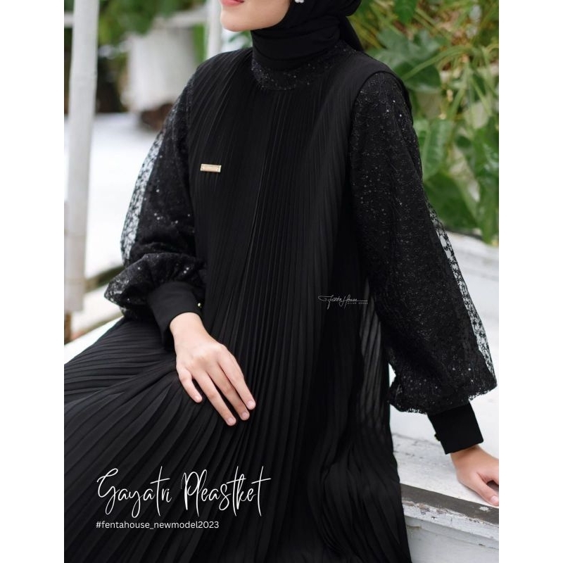 Gayatri dress by fenta house