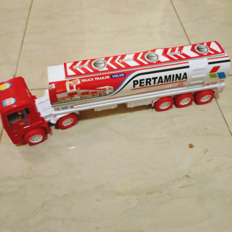 Truck Tangki Trailer Mainan Anak