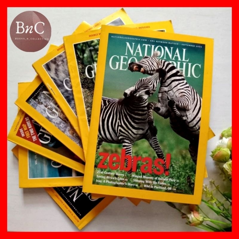 buku National Geographic bekas