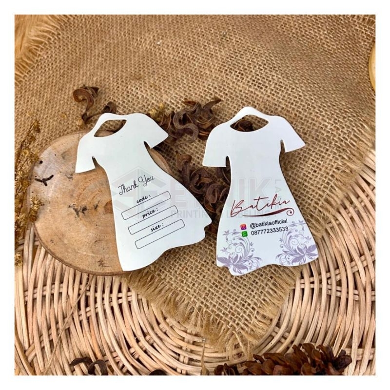 

FREE DESIGN !!! Hang tag/label pakaian label baju distro (ketebalan 700gsm)