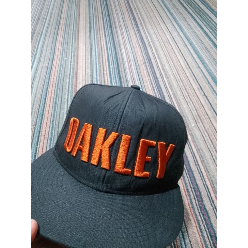 Topi snapback oakley original bekas second