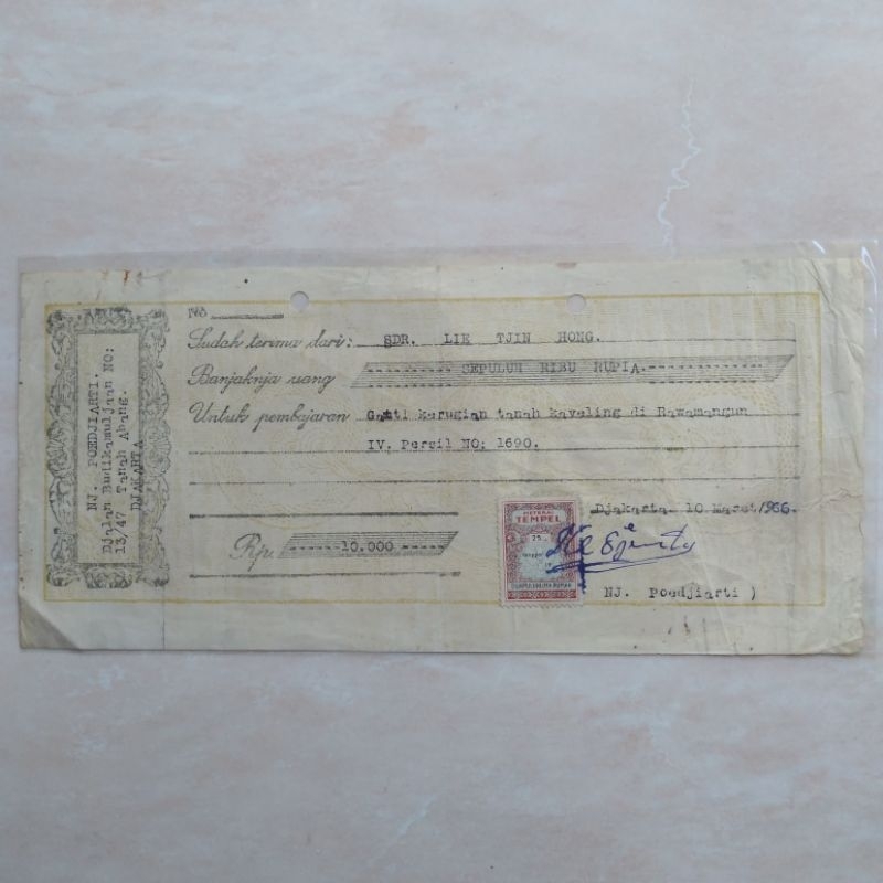 Koleksi Kuno Jadul Arsip Kwitansi Nj. Poedjiarti ASLI 1966 - YN1526