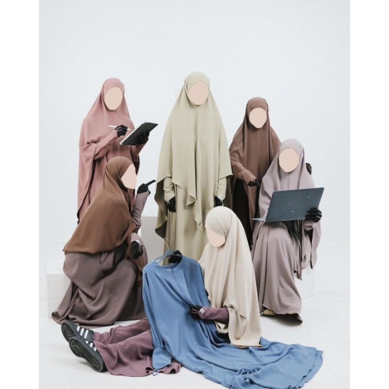 LUNA ABAYA BY ELMADINA ABAYA