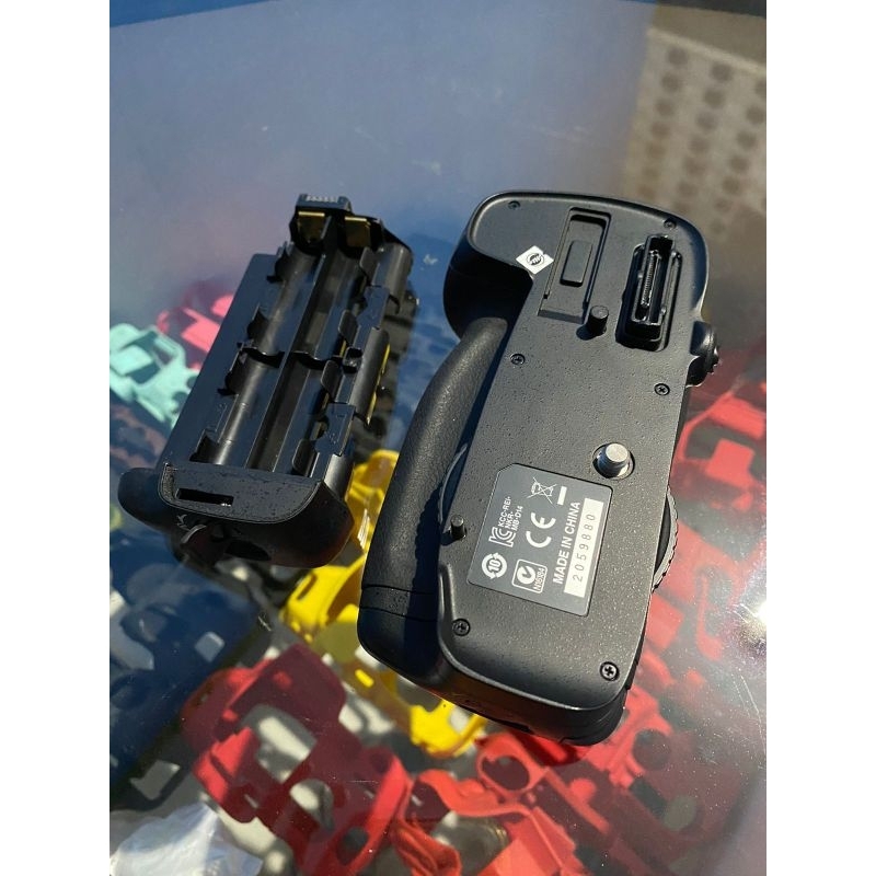 BATTERY GRIP BG NIKON D610 D600 MB-D14 (ORIGINAL) TERMURAH BUKAN BUAT CAMERA CANON EOS MAUPUN MIROLE