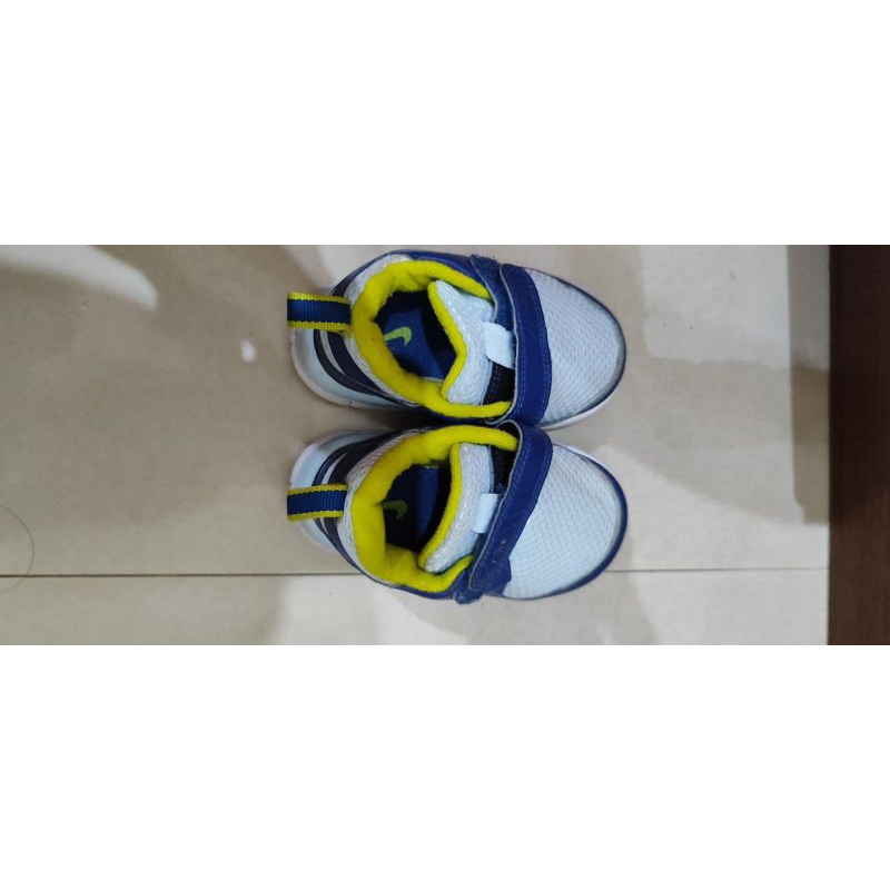 Preloved sepatu anak Nike Free