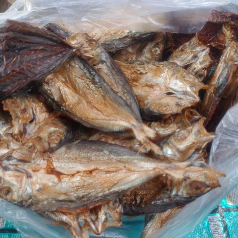 

ikan asin agak tawar klotok, layang atau kaben 1 kiloan