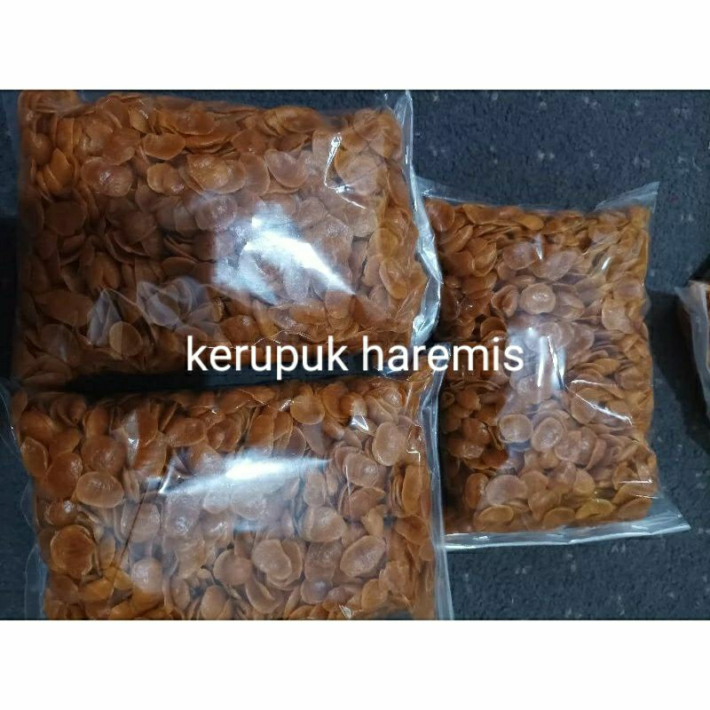 

Kerupuk Mentah Haremis / Kerupuk Kerang Haremis Bahan Seblak