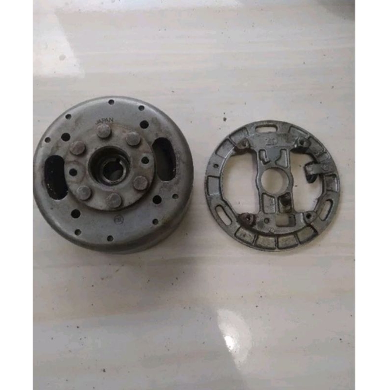 Mahned Napur Dudukan Spul Mahned Original RC100 Crystal Tornado Bahan Vespa