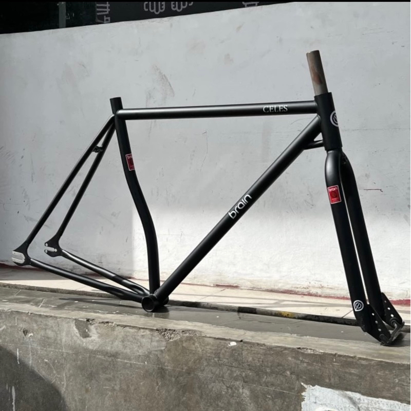 FRAME FIXIE CLASSIC CROMOLY BRAIN CELES HITAM BLACK DOFF KLASIK 700C