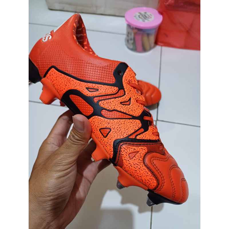 Sepatu Bola Adidas X15.1 SG