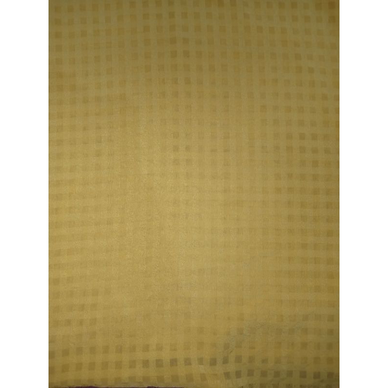 CERUTI MOTIF KOTAK KECIL DASAR KUNING (80 cm = Rp16.000)