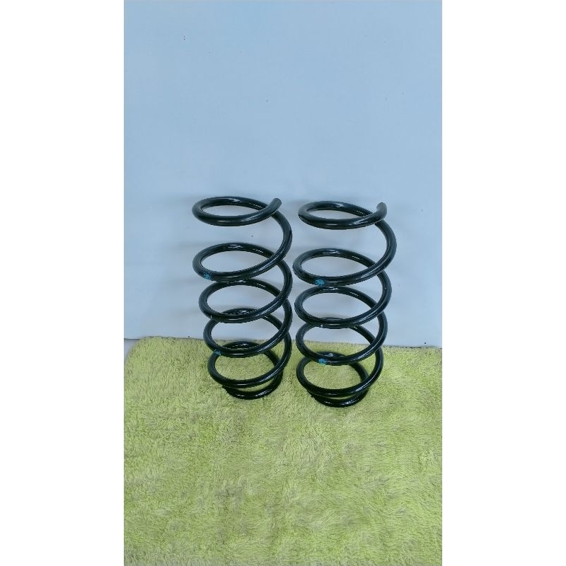 perKeongMobilioDepanHargasudahtermasuk2pckanankiri