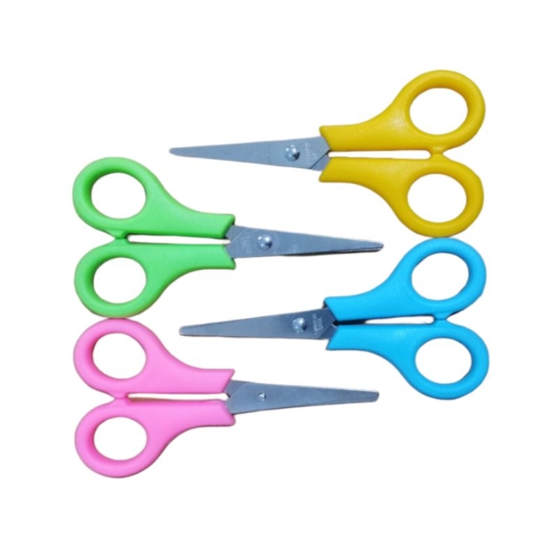 

Gunting Scissors Besar Kecil 20cm 12cm Pekanbaru