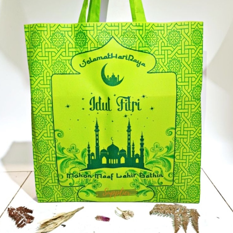 

Stock Banyak TAS HAMPERS LEBARAN IDUL FITRI 38x45 isi12pcs