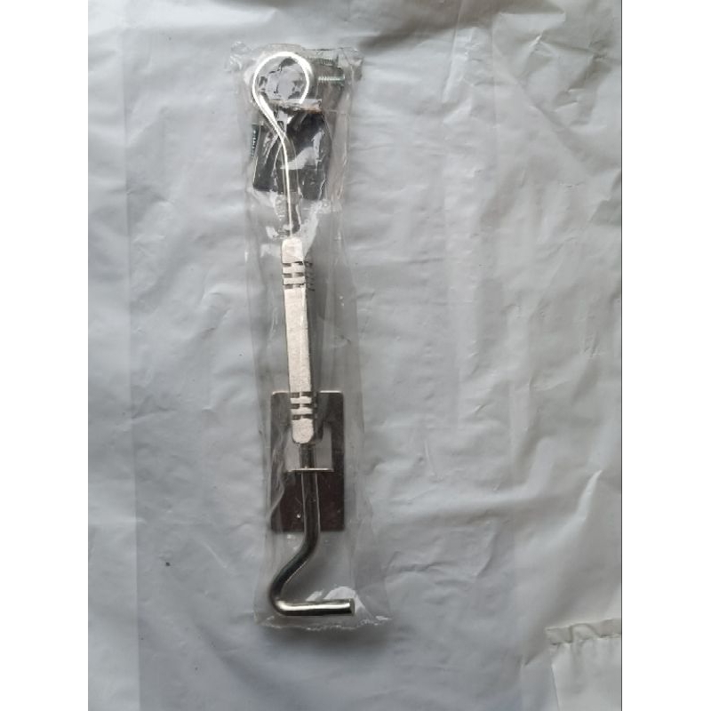 Hak Angin Penahan JendelaTebal